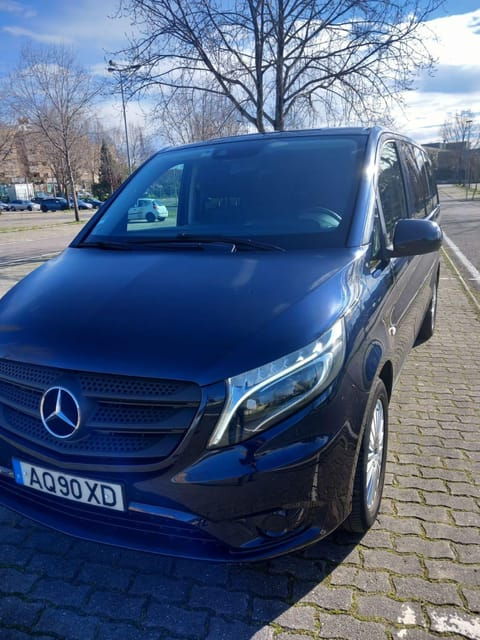Porto: Private Transfer From Oporto Airport to Pinhão - Luxury Fleet and Comfort