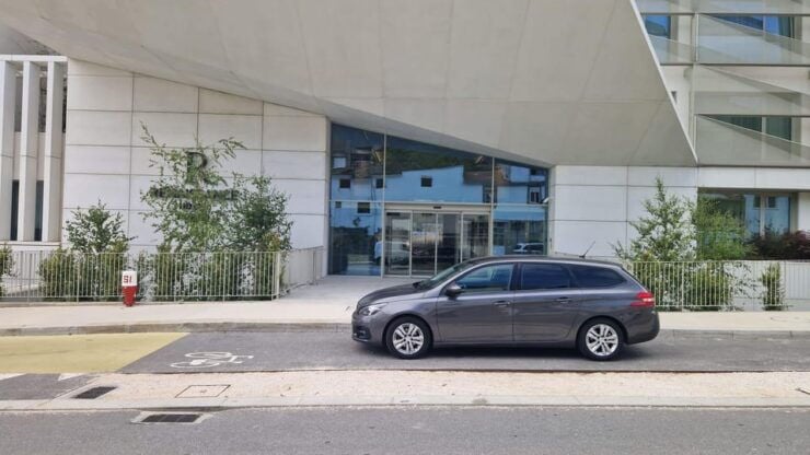 Porto: Private Transfer From/To Lisbon - Booking Information
