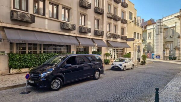 Porto: Private Transfer From/To Lisbon - Transfer Duration