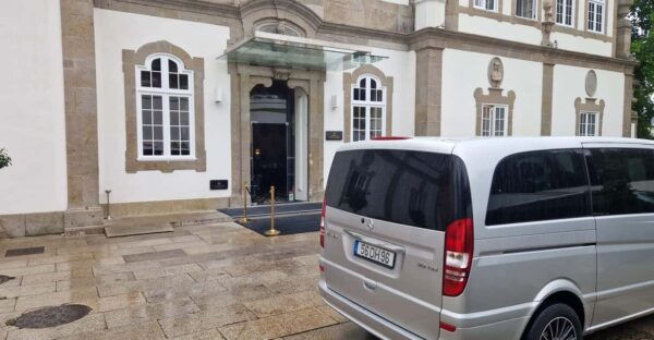 Porto: Private Transfer From/To Lisbon - Pricing Details