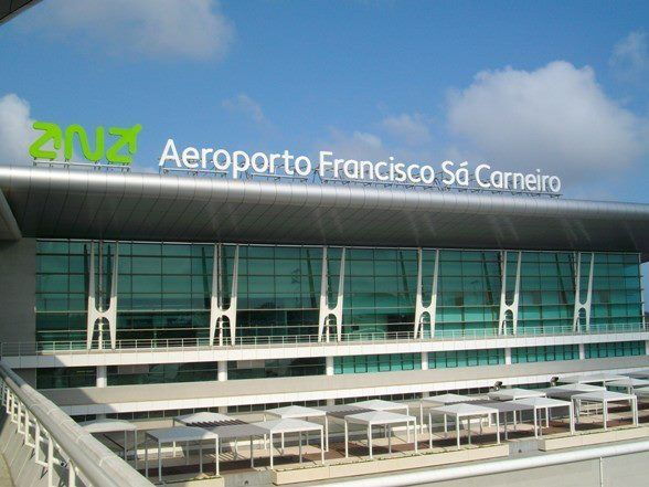 Porto: Private Transfer to Porto Airport (OPO) - Experience During the Transfer