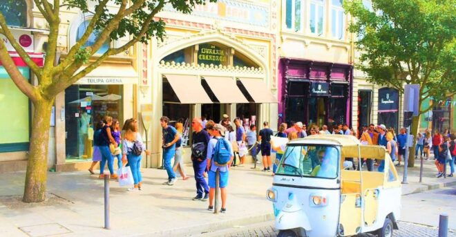 Porto: Private Tuk-Tuk Tour With Short Walks and Wine - Booking and Logistics Information