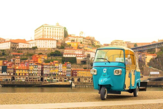 Porto: Private Tuk-Tuk Tour With Short Walks and Wine - Review Summary and Customer Feedback