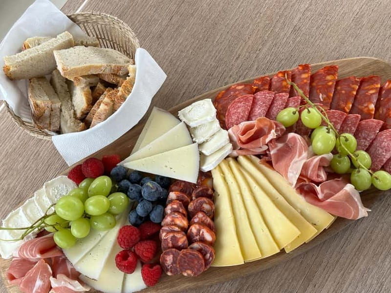 Porto: Private Yacht Cruise with Local Wines & Snacks - What Makes This Tour Special