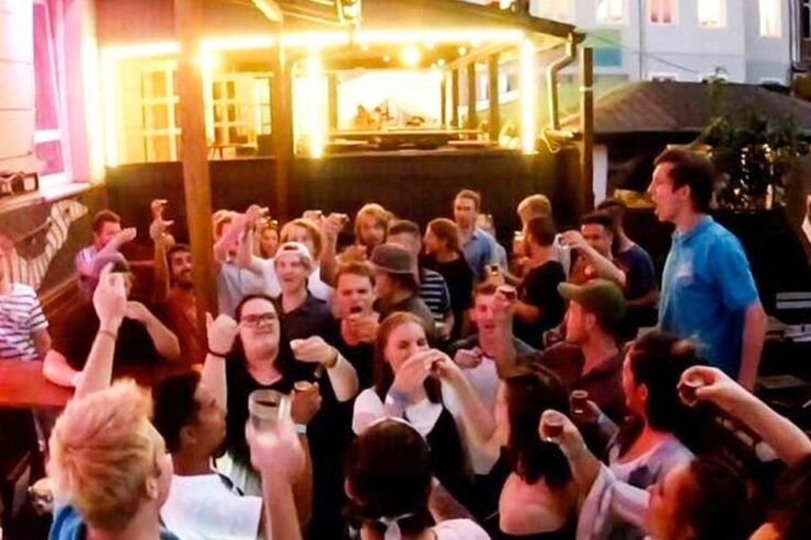 Porto: Pub Crawl With Shots and Drinking Games - Activity Details