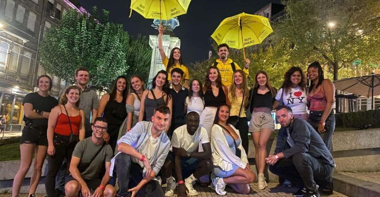Porto: Pubcrawl With 6 Drinks, Shots ,Games & VIP Club Entry - Whats Included