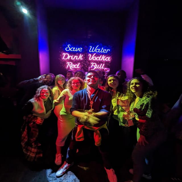 Porto: Pubcrawl With 6 Drinks, Shots ,Games & VIP Club Entry - Detailed Itinerary
