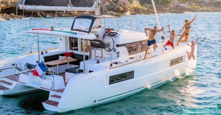 Porto Rafael: Catamaran Tour in La Maddalena Archipelago - Activity Description