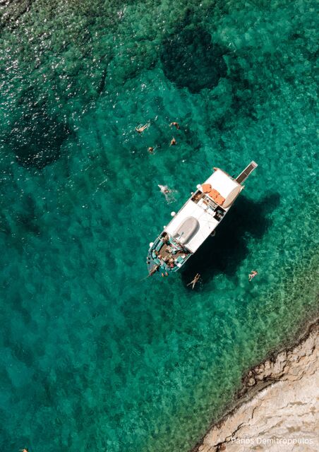 Porto Rafti: Athens Cruise Tour with Mediterranean BBQ - The Food and Drinks: Greek Flavors in a Scenic Setting