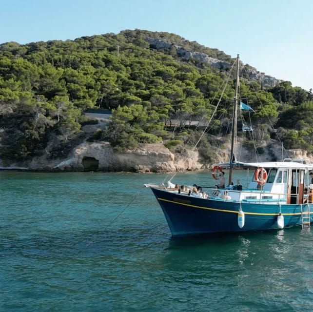 Porto Rafti: Hidden Gems Cruise With Mediterranean BBQ Lunch - Detailed Itinerary