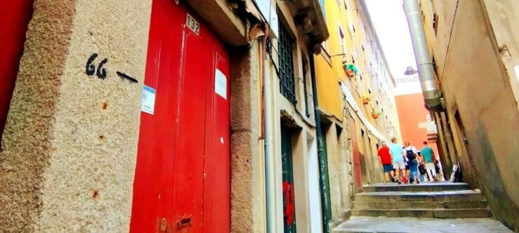 Porto Ribeira and Hidden Streets in Porto Walking Tour - Meeting Point and Pricing Details