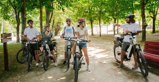Porto Riverbank Tour on an E-Bike: Atlantic Coast, Gardens - Included Amenities