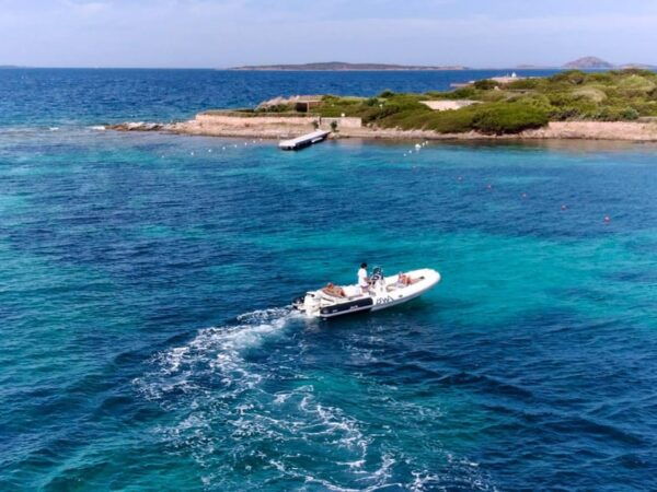 Porto Rotondo:Stylish & Comfortable Dinghy. Requires Licence - Tips for a Great Experience