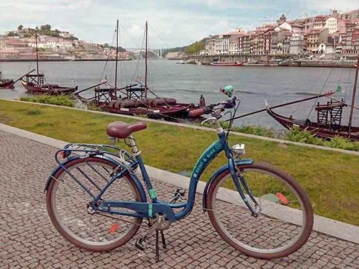 Porto: Self-Guided Bike and Boat Tour With Port Wine Tasting - Experience Highlights