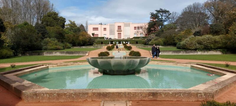 Porto: Serralves Gardens Art and Architecture Walking Tour - FAQ