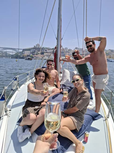 Porto: Shared Daily Tour, with drinks&snacks - The Sum Up