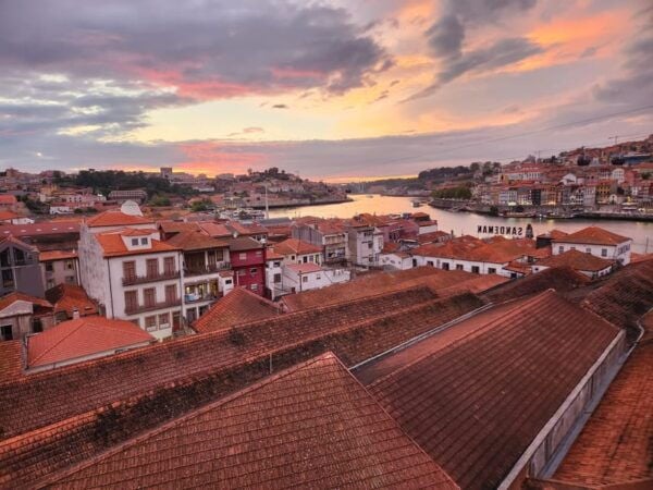 Porto: Sightseeing Tour - Monument to King Pedro IV