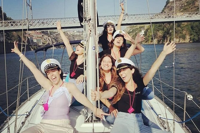 Porto: Single Party on a Charming Sailboat With Welcome Drink - Pricing Information