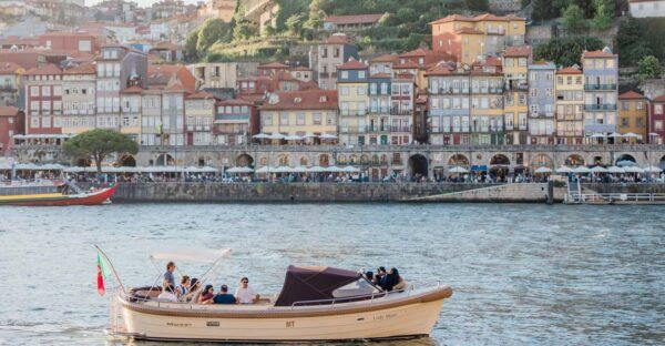 Porto: Six Bridges Douro River Cruise With Drinks - Tour Duration and Location