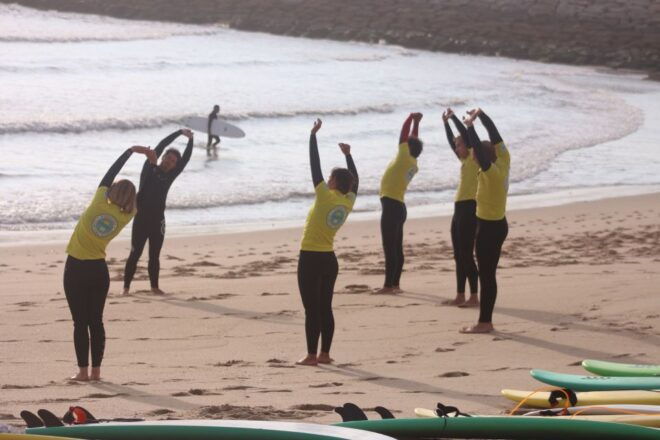 Porto: Small Group Surf Lesson With Transportation - Location and Additional Information