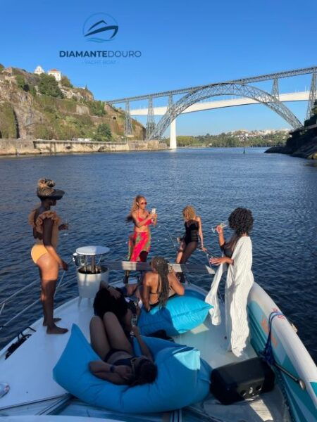 Porto/Sunset Tour on the Douro River With Welcome Drink - Arriving Back at Marina Da Afurada