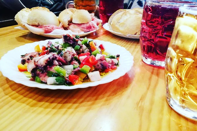 Porto Tapas and Vinho Verde Tour - Street Food Stalls and Petiscos in Porto