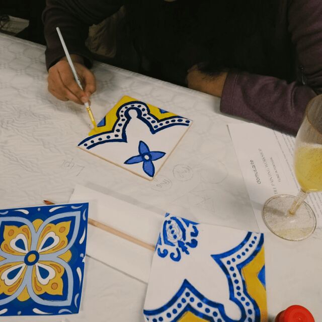 Porto: Tile-Painting Workshop with Porto Wine - Bainharia - Who Should Consider This Experience?