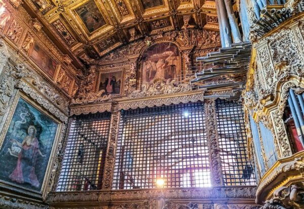 Porto to Aveiro & Costa Nova Day Trip Pass - Transportation and Accessibility