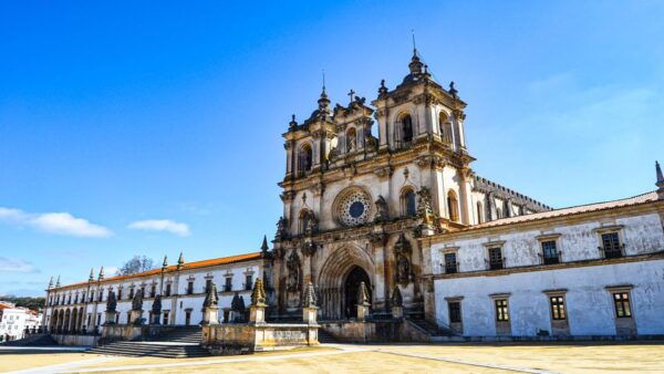 Porto to Lisbon Private Tour, Choose 2 or 3 Stops on the Way - The Sum Up