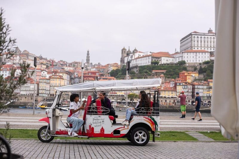 Porto Tour: A tour, a thousand stories in Tuk Tuk - 3h - The Sum Up