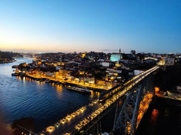 Porto Tour: History, Culture, Local Life - Local Life and Community