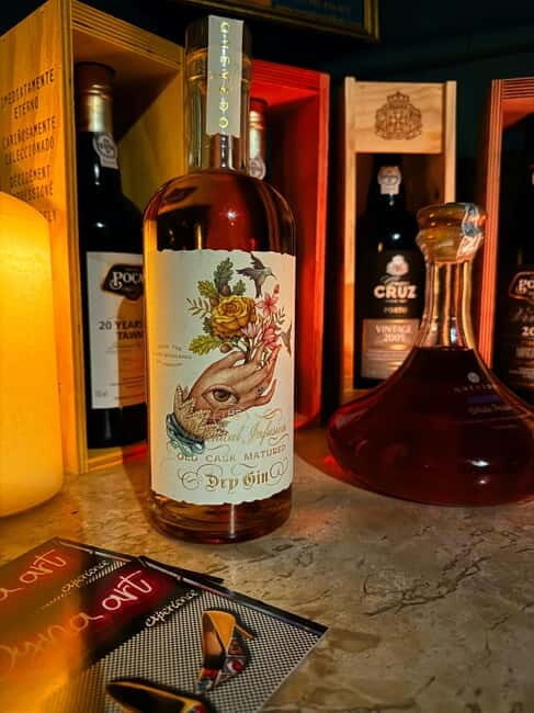 Porto: Traditional Fado Show at Sao Bento with Port Wine - The Experience: What to Expect