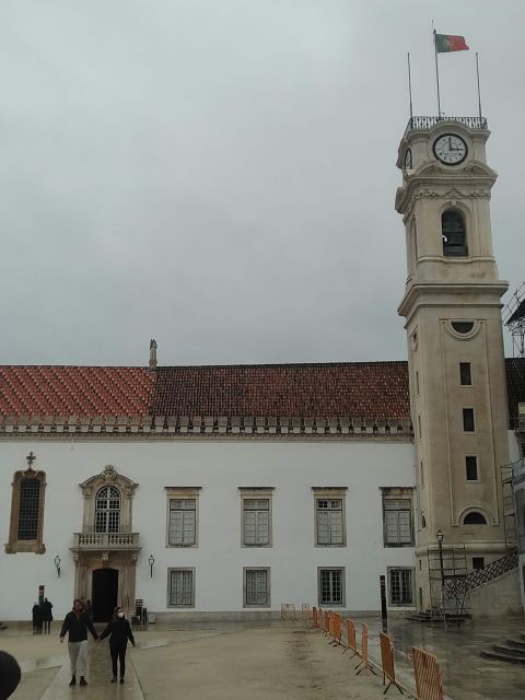 Porto: Transfer From Lisbon Stop Fatima & Coimbra - Languages and Pickup