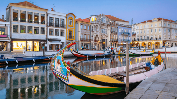 Porto: Trip to Lisbon With Stops in Aveiro-Nazaré-Óbidos - Aveiro: The Portuguese Venice