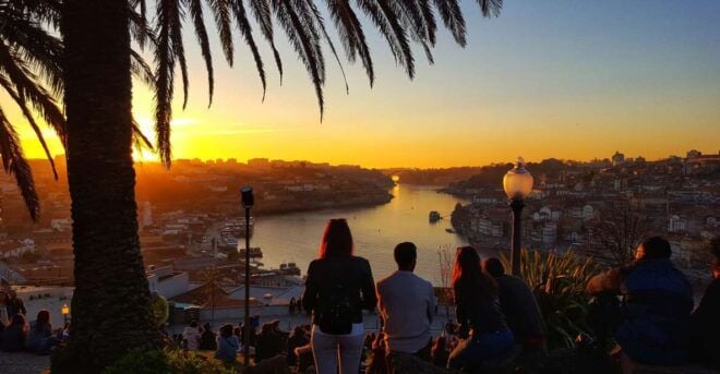 Porto: Tuk Tuk Sunset Tour With Glass of Port Wine - Customer Reviews