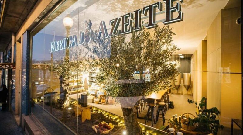 Porto: Tuk Tuk Tour with Olive Oil Tasting - Exploring Porto on a Tuk Tuk