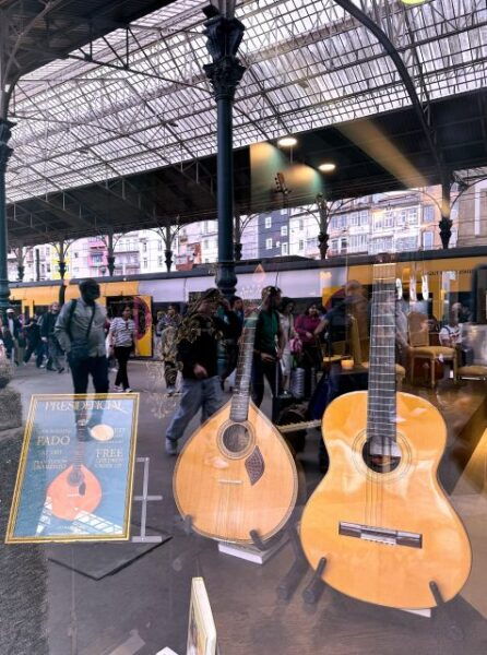 Porto: Unique Fado Show at São Bento Railway Station - Convenient Location at São Bento Station