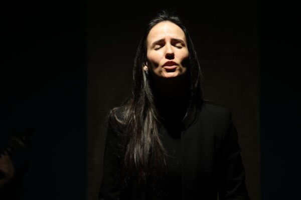 Porto: Unique Fado Show at São Bento Railway Station - Booking and Cancellation Policy