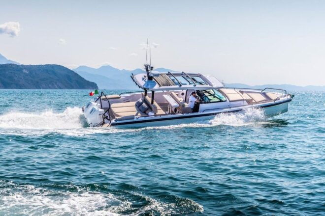 Porto Vecchio: Daily Boat Rental With Skipper - Exploring South Corsicas Highlights