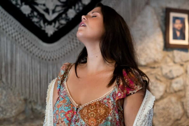 Porto: What is Fado? Commented Live Concert with Port Wine - Exploring Fado in Porto: What It Is and Why It Matters