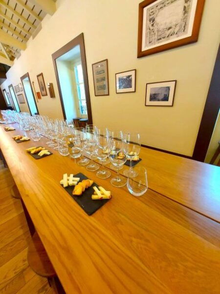 Porto: Wine Tastings (Green Wine) & Tradicional Lunch - Frequently Asked Questions