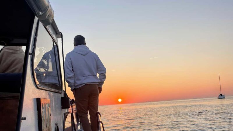 Porto:private cruiser 6 Bridges and port wine tasting/Sunset - The Experience in Detail