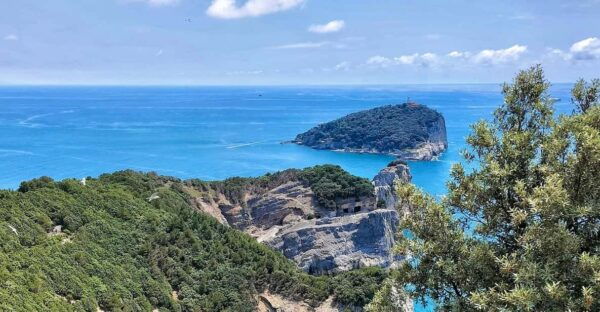 Portovenere and Palmaria Hiking Tour - What to Expect