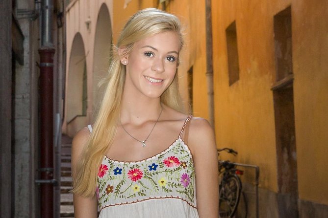 Portrait Session in Nice - Urban Portrait - Cancellation Policy