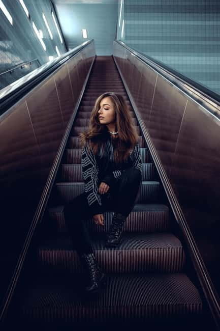 Portrait shoot in Hamburg your private walk with a professional photographer - Practical Tips for Your Hamburg Portrait Experience