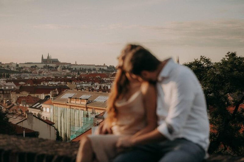 Portraits in Prague: Private Vacation Photographer Tour - FAQ