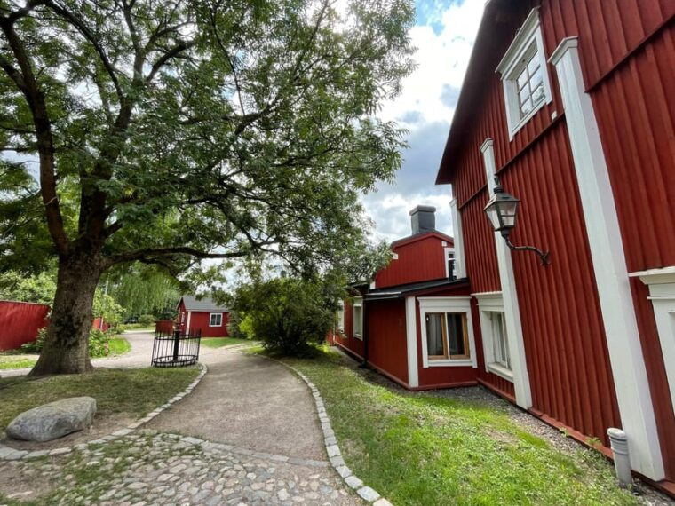 Porvoo old town exploration from Helsinki - Who is This Tour Best For?