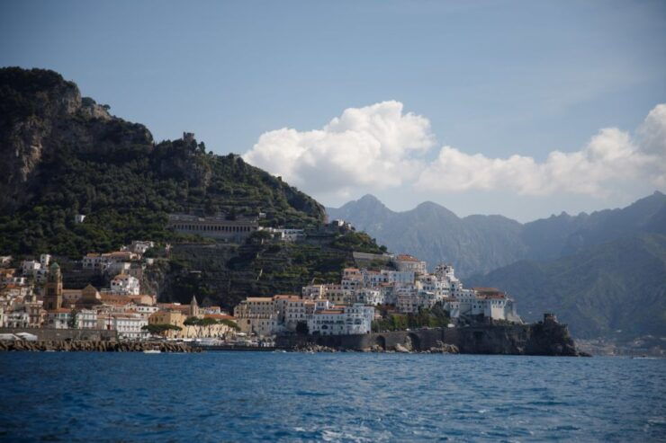 Positano: Amalfi Coast Boat Tour With Fishing Village Visit - Tour Description