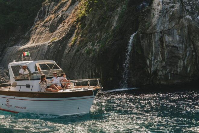 Positano: Amalfi Coast & Emerald Grotto Private Boat Tour - Key Features
