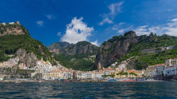 Positano: Amalfi Coast Group Guided Boat Tour With Prosecco - Frequently Asked Questions